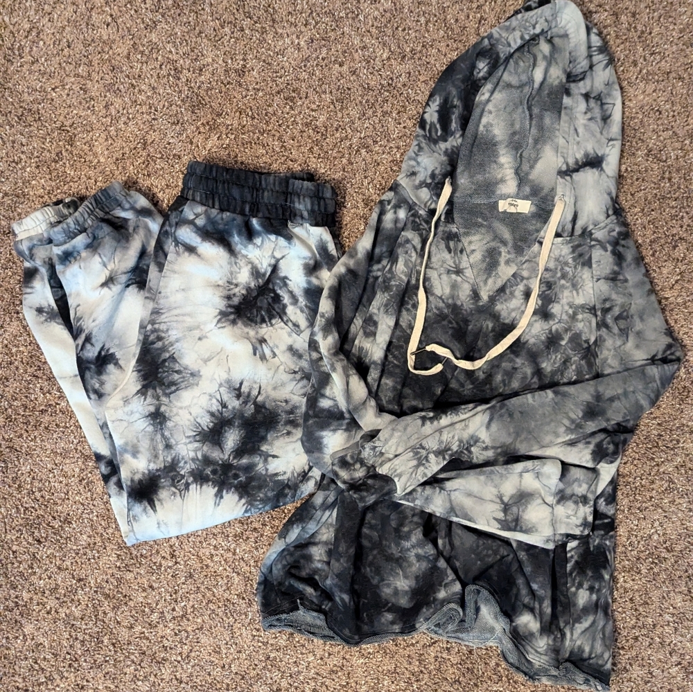 Entro Jogger and long sleeve hoodie set (loungewear)